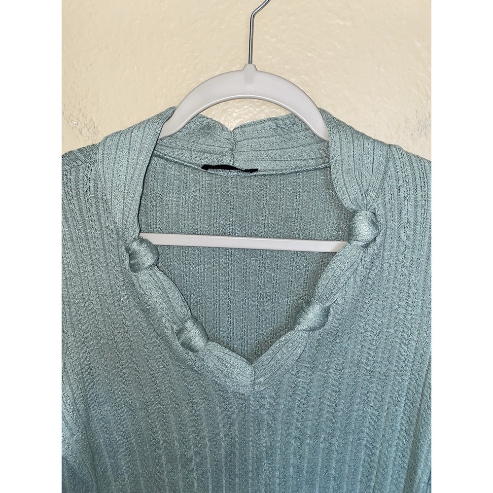 Miss Me Top Women Green Crochet V-Neck Long Sleeve Knotted Large  Stripe Western - Picture 2 of 8